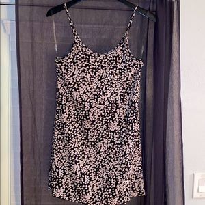 TILLYS DAISY FLORAL SLIP DRESS